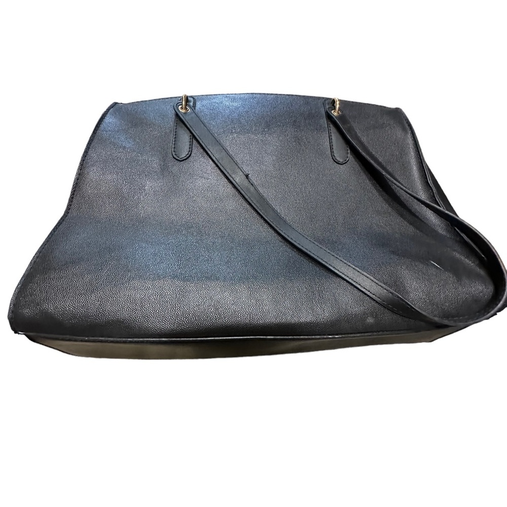 Anne Klein Black Leather Purse with Zip Closure